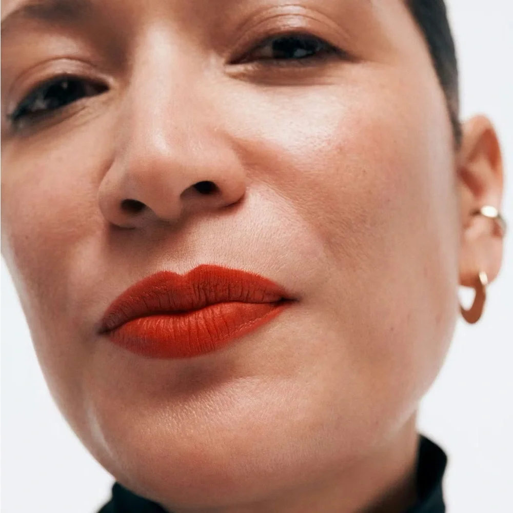 Glossier Strike Burnt-Orange G-suite Lip Creme NIB